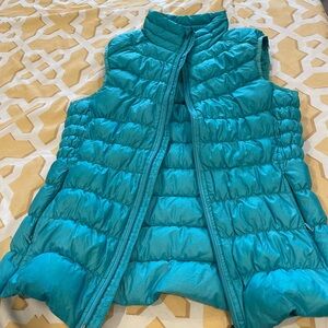 Blanc Noir puffy vest, size xs. Aqua blue. EUC 🦋